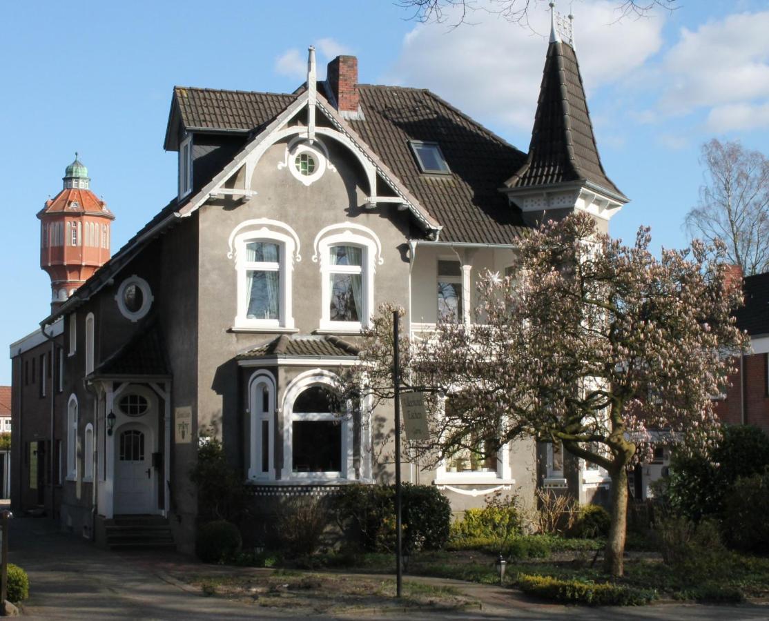 Alleehotel-Eschen Aurich Exterior foto